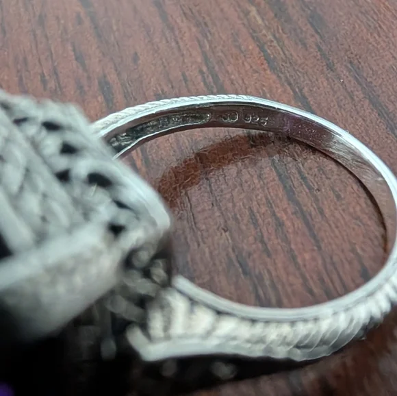 Vintage Sterling Silver Amethyst Ring Size 6 - Picture 4 of 5